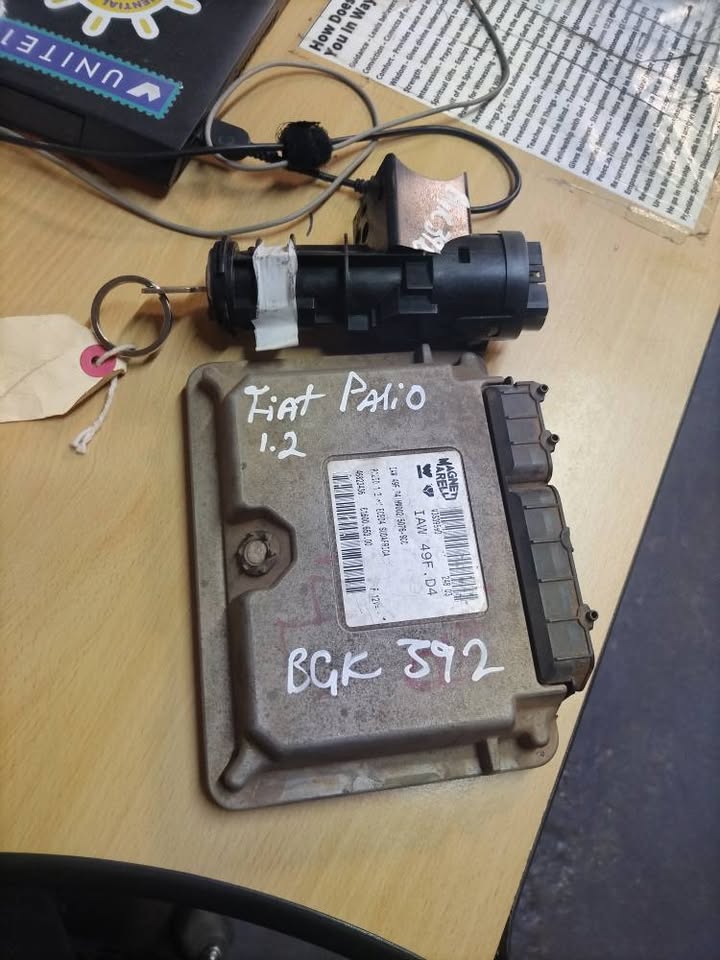 Fiat palio 1.2 lockset - Private Seller