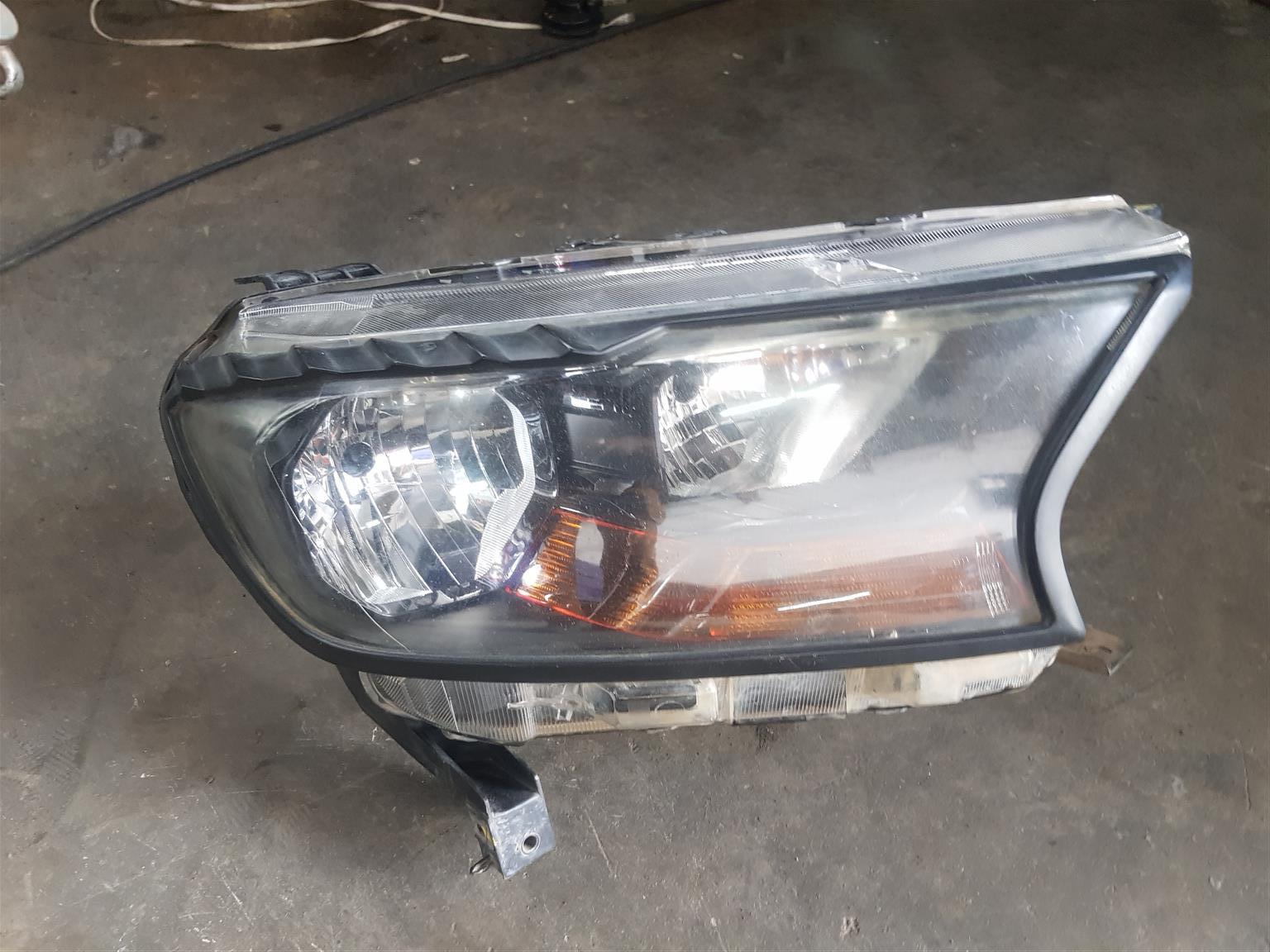 Ford Ranger T7 right headlight / head lamp for sale - Private Seller Ford Ranger T7 right headlight / head lamp for sale - Private Seller