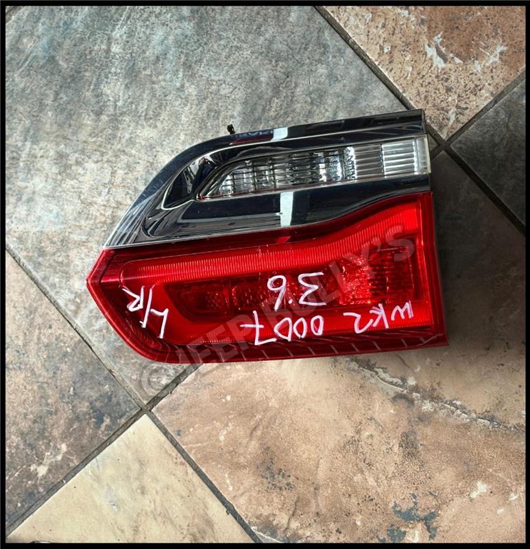 Jeep Grand Cherokee Wk2 (3.6) Left | Right Side Taillight - Private Seller Jeep Grand Cherokee Wk2 (3.6) Left | Right Side Taillight - Private Seller
