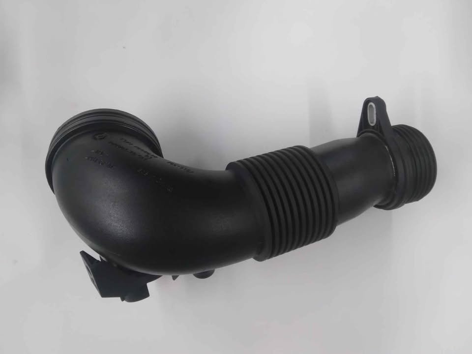 BRAND NEW BMW 3 SERIES F30 N20 ENGINE TURBO INLET PIPE 11-19. - Private Seller