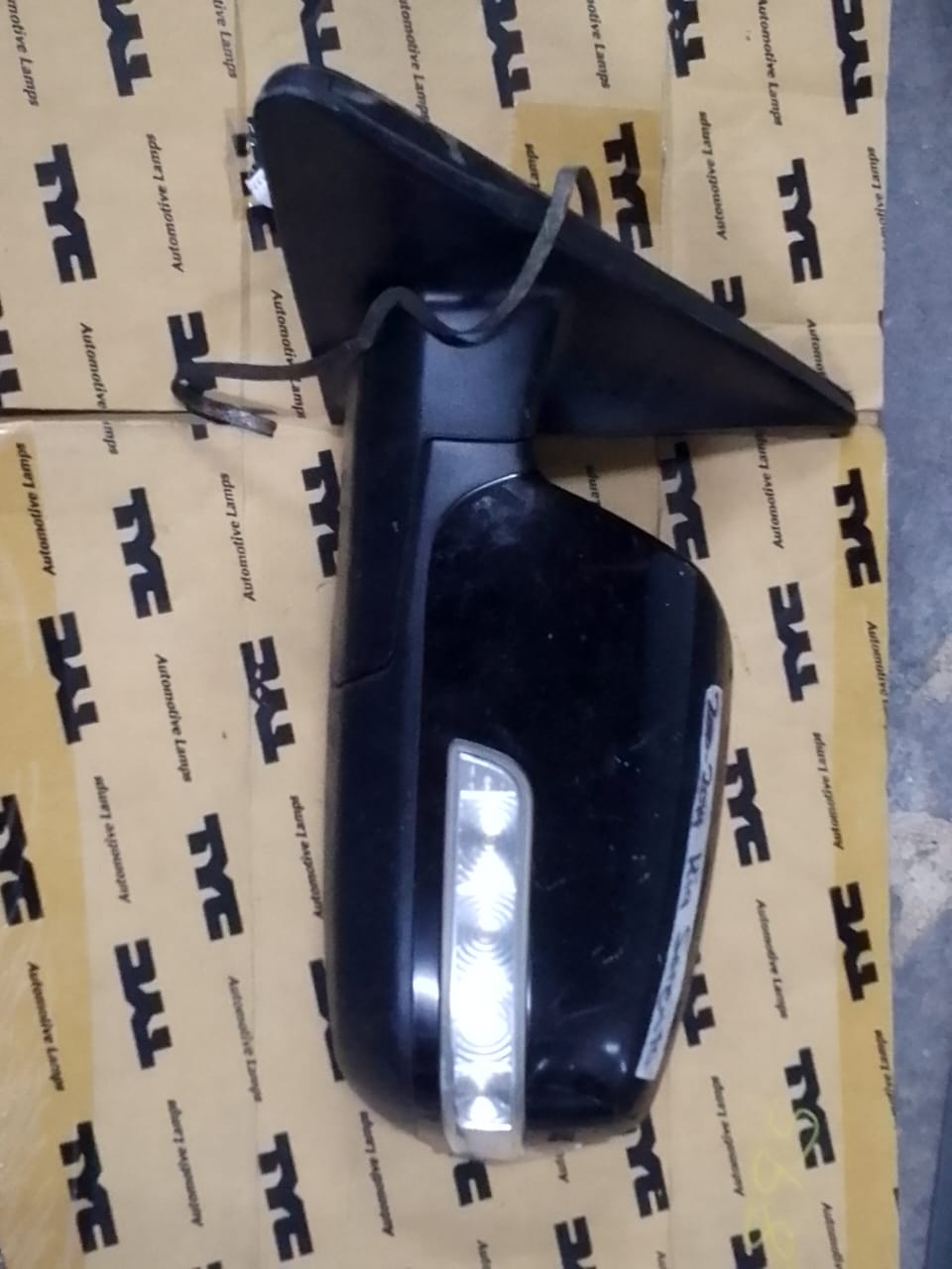 (2013-2015) KIA SONANTA LHS MIRROR WITH INDICATOR
