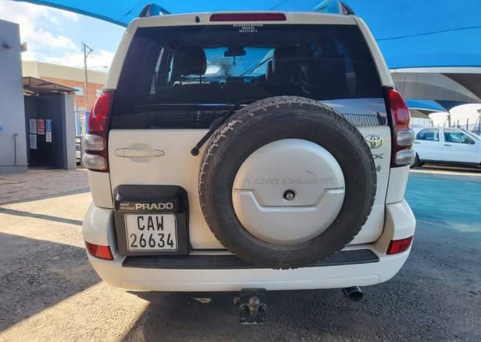 Toyota Prado 4.0 V6 J120 NOW STRIPPING FOR SPARE/PARTS