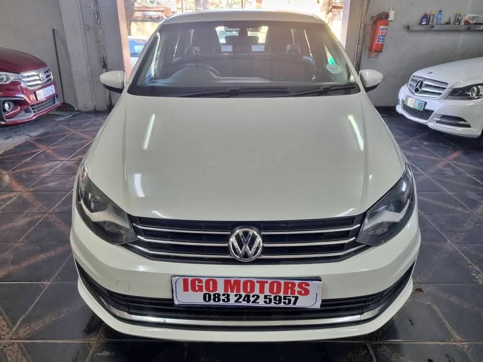 2019 Volkswagen Polo6 Sedan 1.6MAUNAL 71000km Mechanically Perfect with Clothes Seat 2019 Volkswagen Polo6 Sedan 1.6MAUNAL 71000km Mechanically Perfect with Clothes Seat
