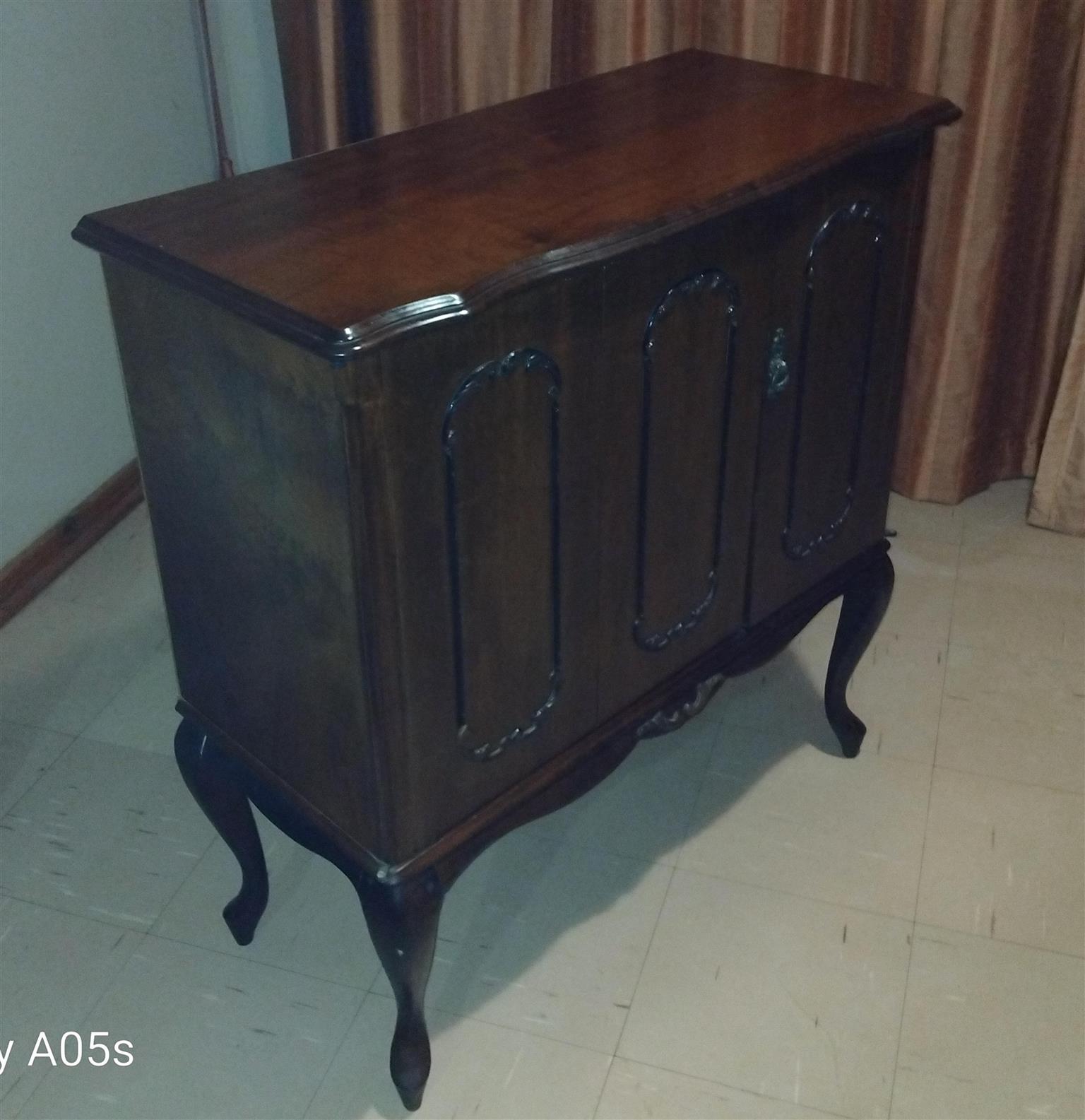 Antique Embuia cabinet