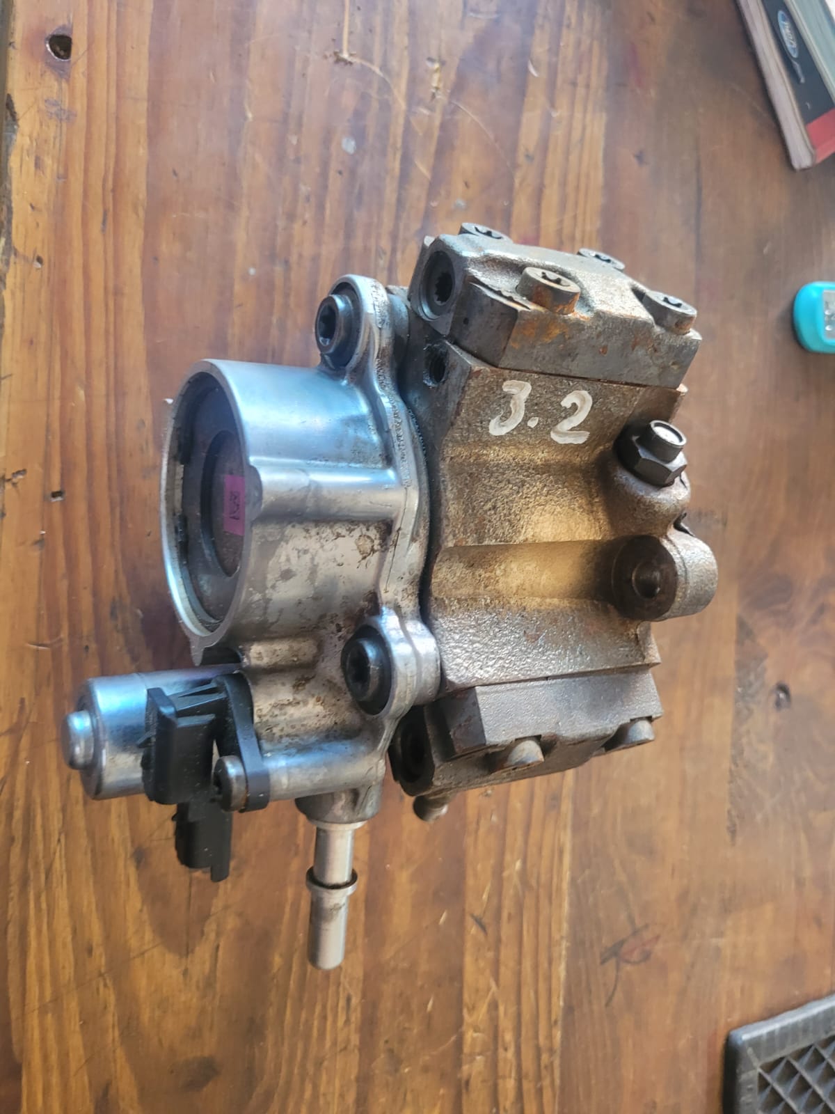 FORD RANGER 3.2 DIESEL PUMP R7500 - Private Seller FORD RANGER 3.2 DIESEL PUMP R7500 - Private Seller