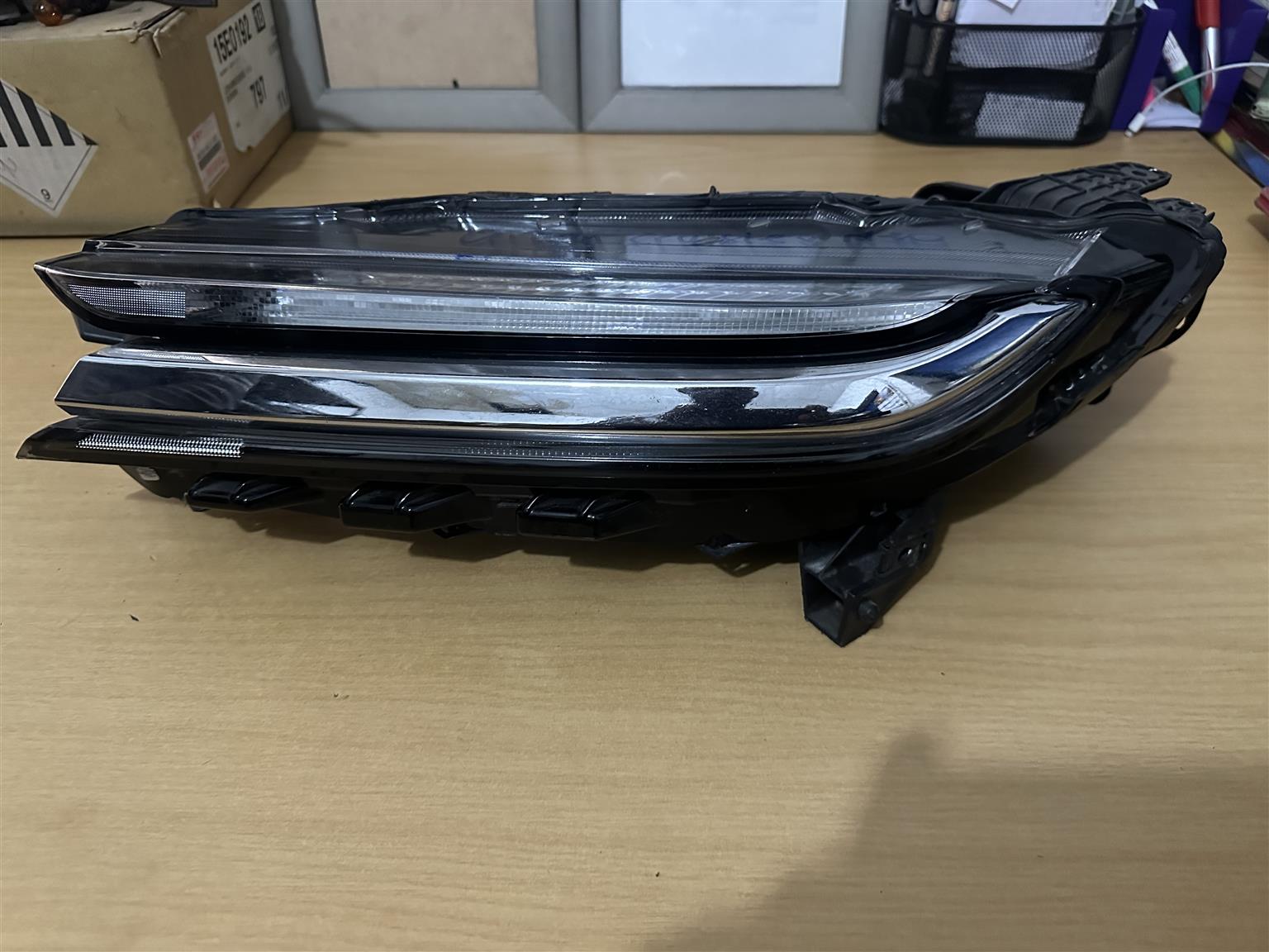 2023 Toyota Urban Cruiser Headlight - Private Seller 2023 Toyota Urban Cruiser Headlight - Private Seller