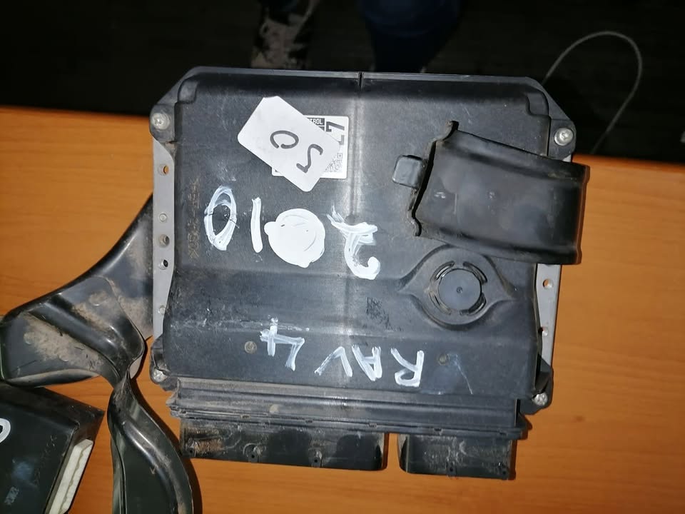 2010 TOYOTA RAV4 COMPLETE LOCKSET