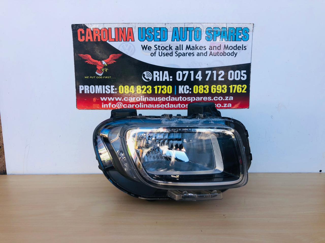 Hyundai Venue right standard headlight (2019-2023) - Private Seller Hyundai Venue right standard headlight (2019-2023) - Private Seller