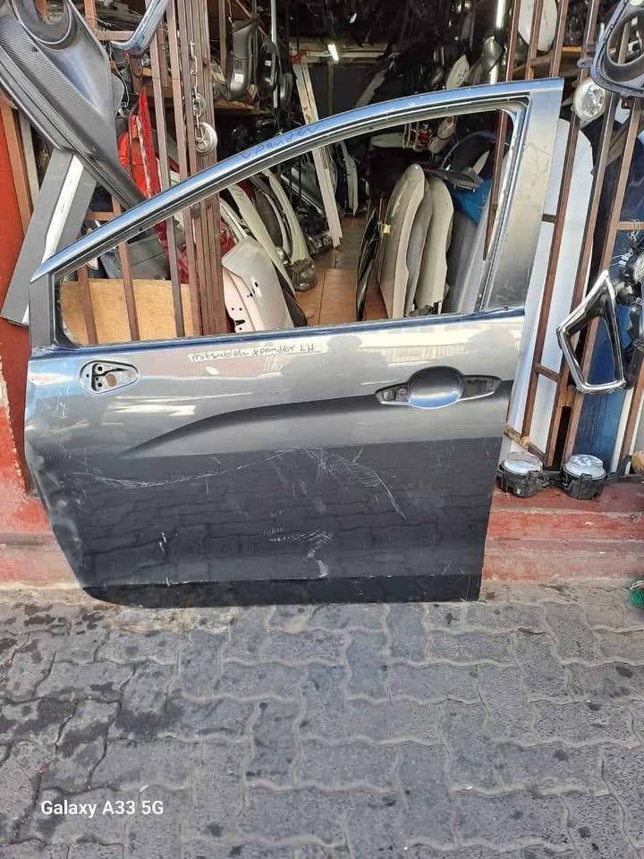 Mitsubishi Xpander Front Door Leftside. - Private Seller Mitsubishi Xpander Front Door Leftside. - Private Seller
