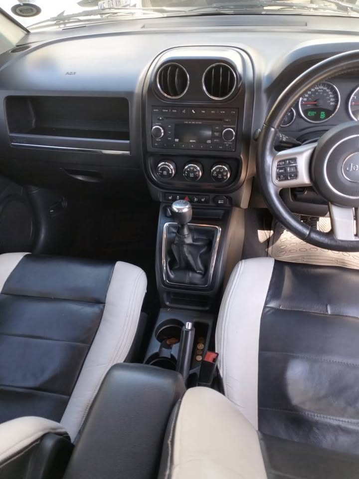 2012  JEEP COMPASS 2.0 MANUAL