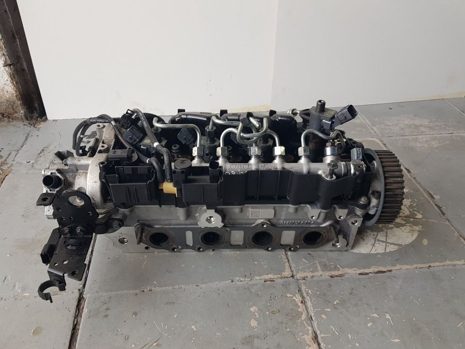 Volvo V40 D4 Cylinder Head For Sale! - Private Seller
