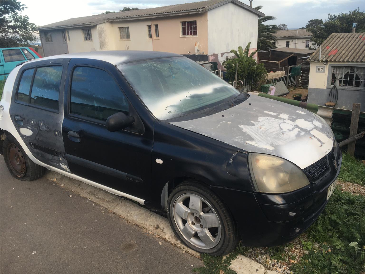 Used 2004 Renault Clio 1.4 Expression 5-door - Private Seller Used 2004 Renault Clio 1.4 Expression 5-door - Private Seller