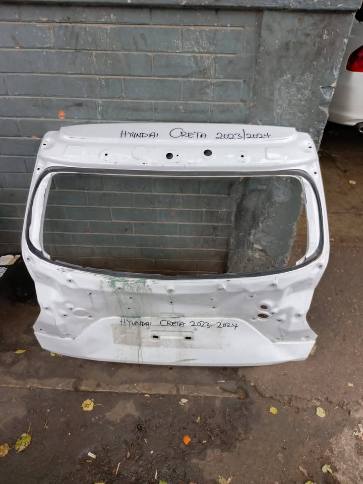 Hyundai creta 2023-2025 Tailgate - Private Seller Hyundai creta 2023-2025 Tailgate - Private Seller