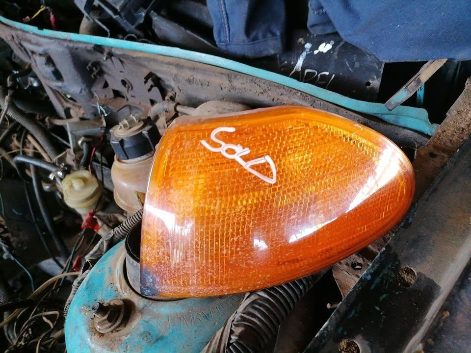 OPEL ASTRA CORNER LIGHT FOR SALE - Private Seller