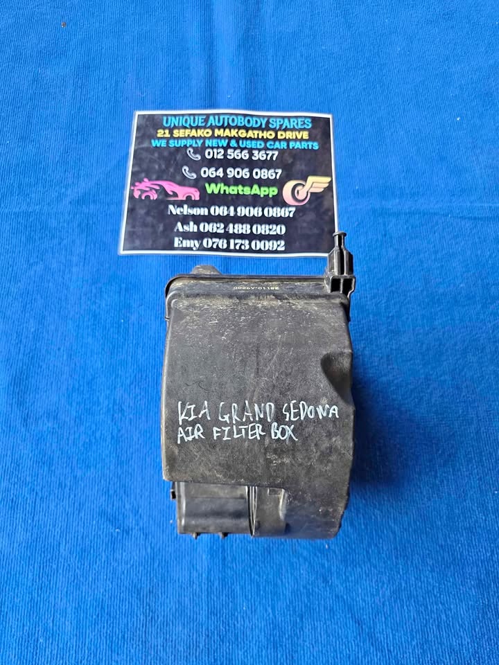 Kia Grand Sedona Air Filter Box - Private Seller Kia Grand Sedona Air Filter Box - Private Seller