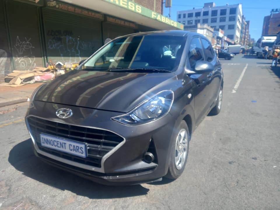 2023 HYUNDAI i10 GRAND 1.0 PETROL, MANUAL TRANSMISSION, GREY COLOUR, MILEAGE 6000KM,