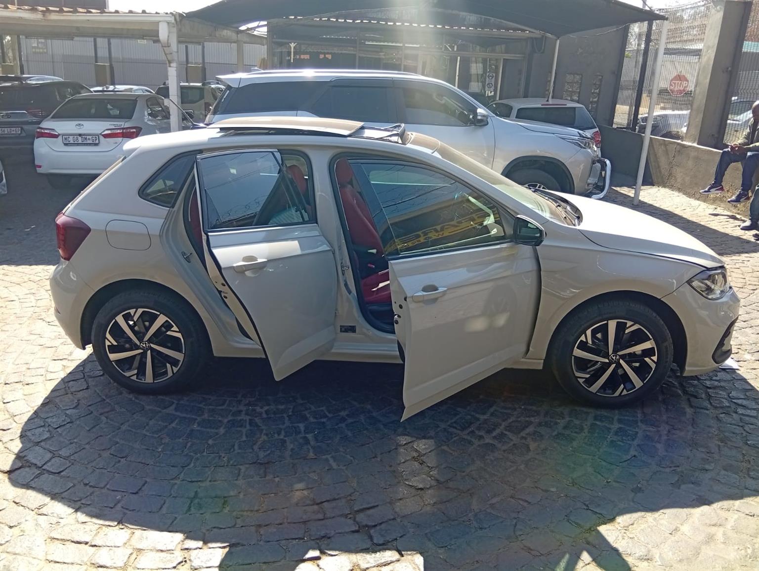 Used 2024 Volkswagen Polo hatch 1.0TSI Highline auto - Private Seller Used 2024 Volkswagen Polo hatch 1.0TSI Highline auto - Private Seller