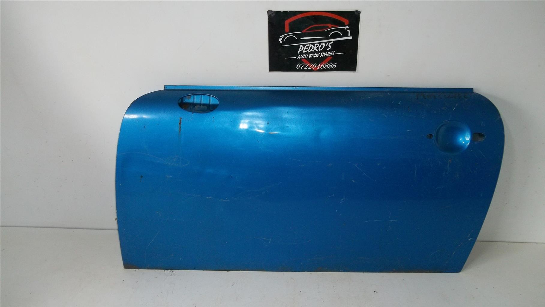 Mini Cooper (R55-58) left door - Private Seller Mini Cooper (R55-58) left door - Private Seller