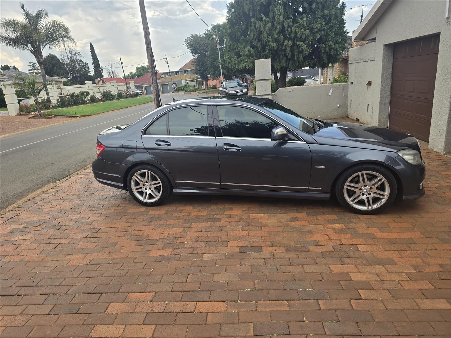 Used 2009 Mercedes-Benz C-Class C280 Elegance AMG Sports - Private Seller