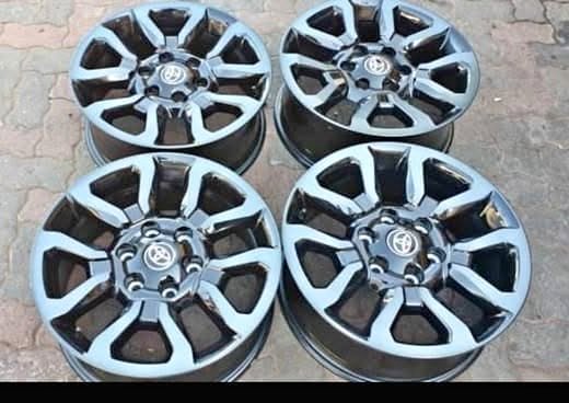 18" Toyota Legender original mags