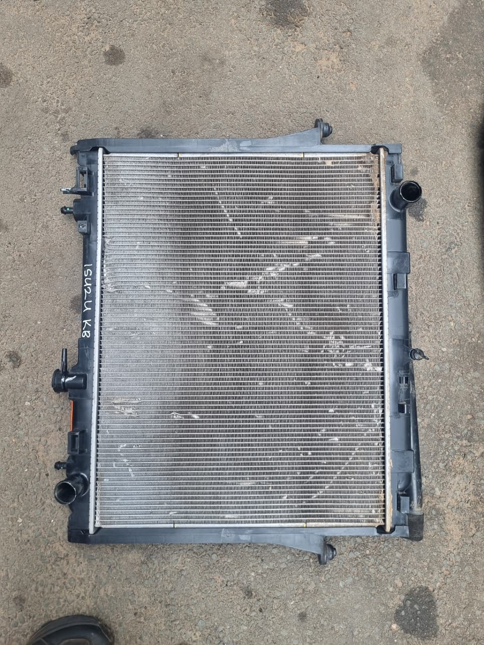 ISUZU KB RADIATOR & COOLANT - Private Seller ISUZU KB RADIATOR & COOLANT - Private Seller