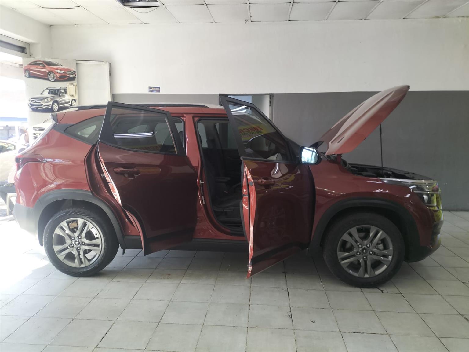2022 KIA SELTOS 1,AUTOMATIC PETROL SERVICE HISTORY