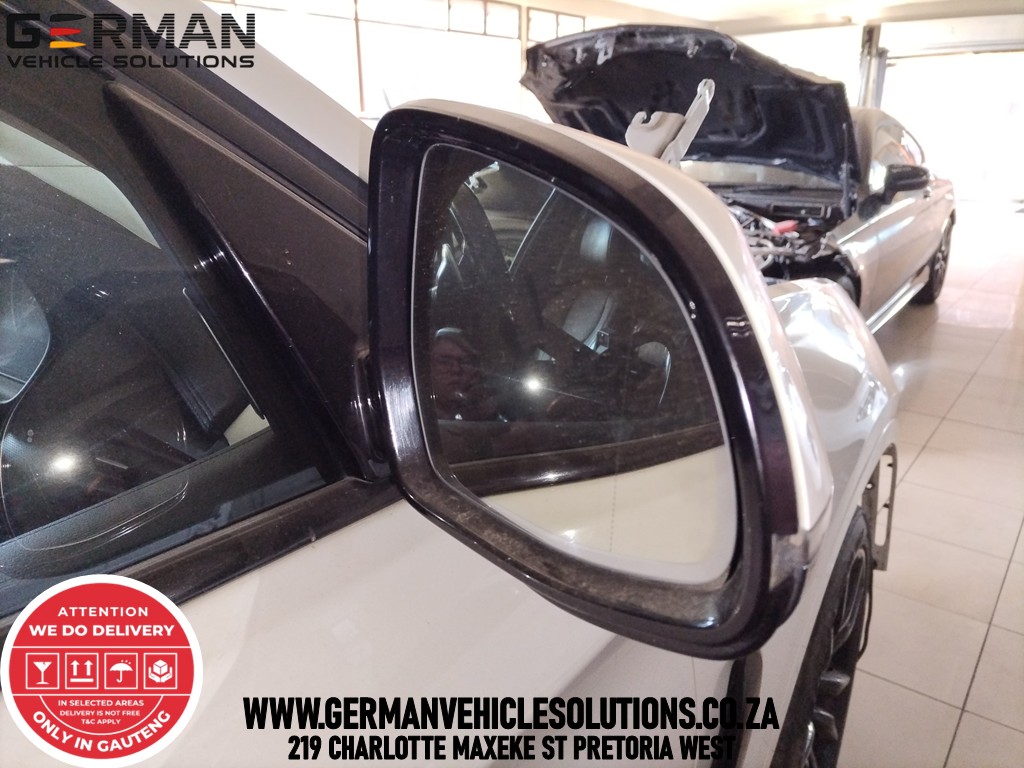 2014 BMW x6 door mirror for sale f16 white - Private Seller