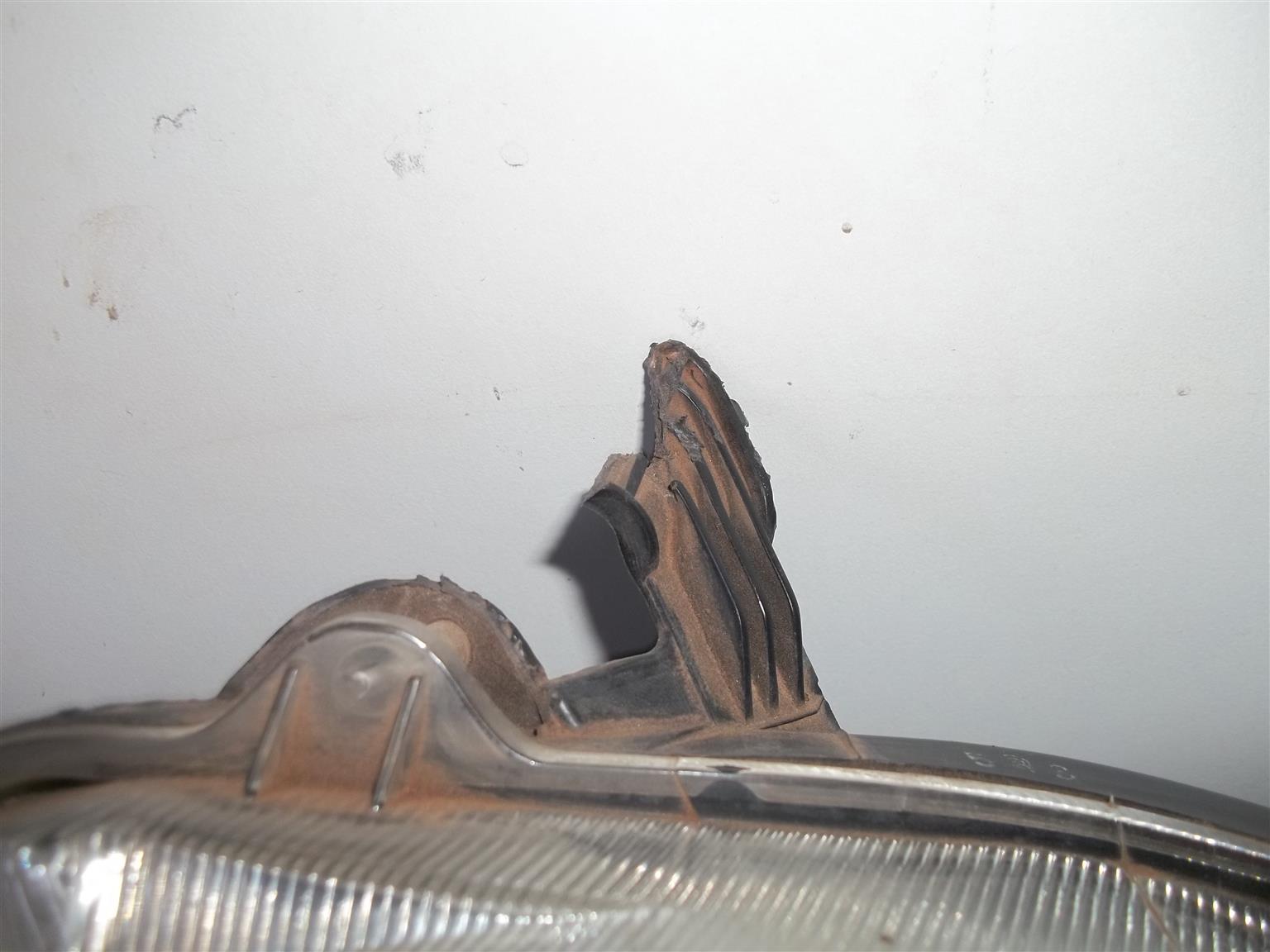 Suzuki Celerio '09-'15 left headlight - Private Seller Suzuki Celerio '09-'15 left headlight - Private Seller