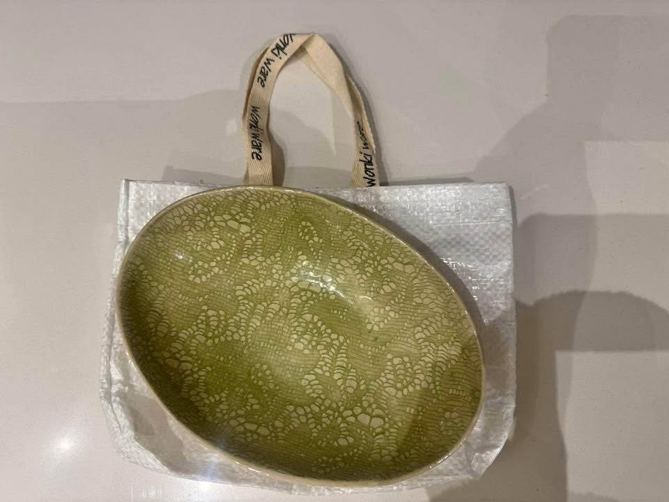 2 Wonki Ware dishes. collection in Seapoint 2 Wonki Ware dishes. collection in Seapoint