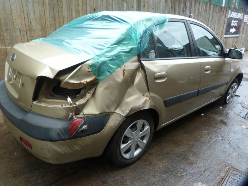 Kia Rio 1.6 Manual Gold - 2008 STRIPPING FOR SPARES - Private Seller Kia Rio 1.6 Manual Gold - 2008 STRIPPING FOR SPARES - Private Seller