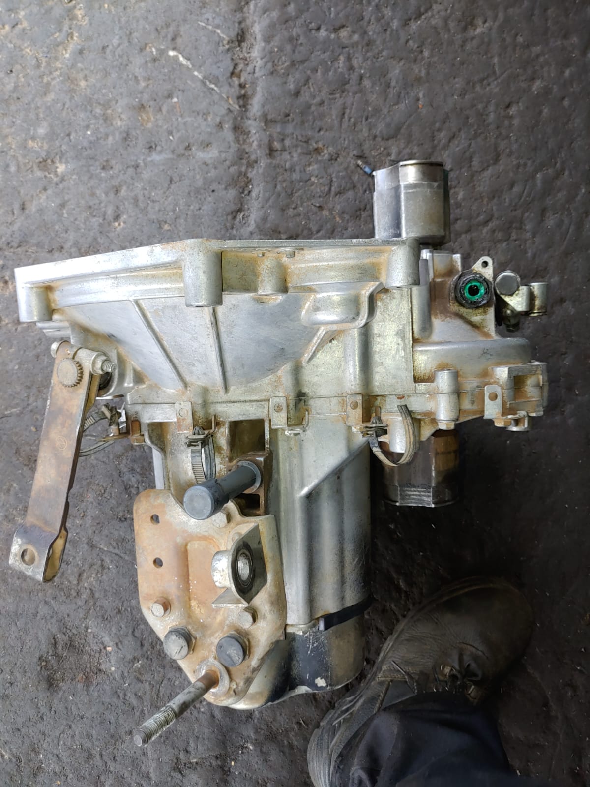 TATA INDICA 1,4 GEARBOX 5 SPEED FOR SALE