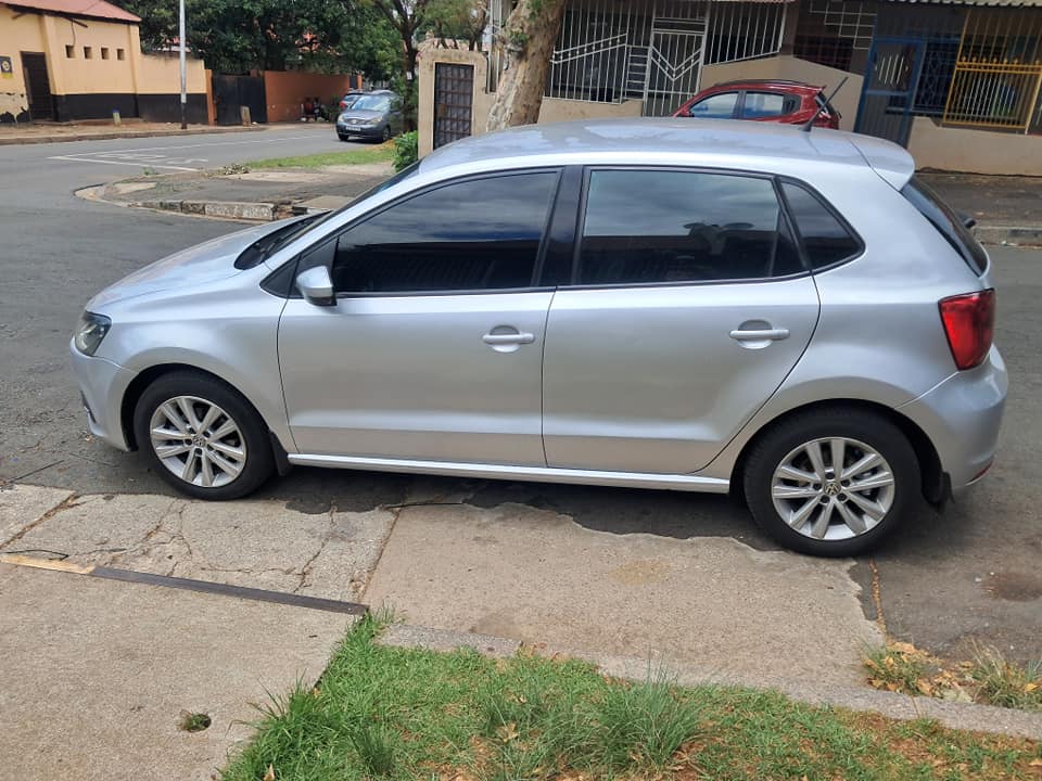 Volkswagen polo Tsi 1.2 Silver for sale