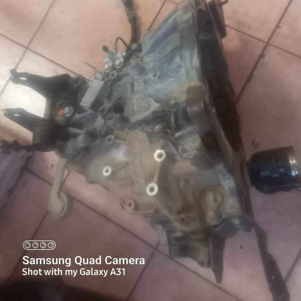 Toyota quest 1.6 gear box - Private Seller Toyota quest 1.6 gear box - Private Seller