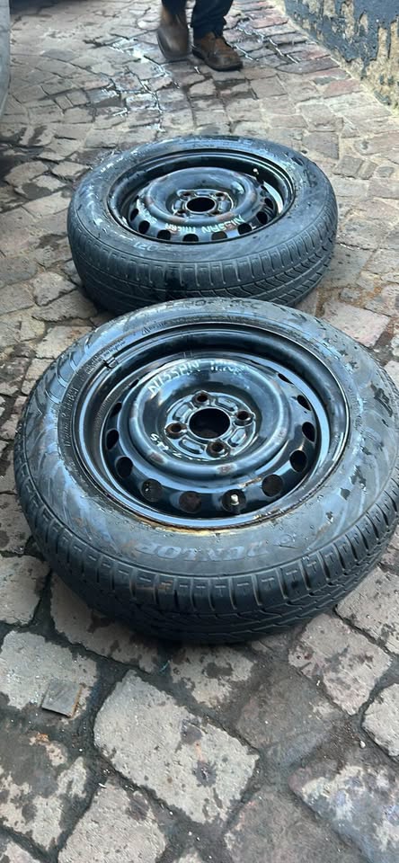 Nissan Micra 175/65/R14 Wheels Available Call or Whatsapp - Private Seller