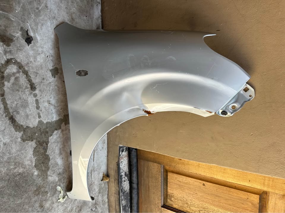 Toyota vitz and Suzuki Celerio Right side fender - Private Seller Toyota vitz and Suzuki Celerio Right side fender - Private Seller