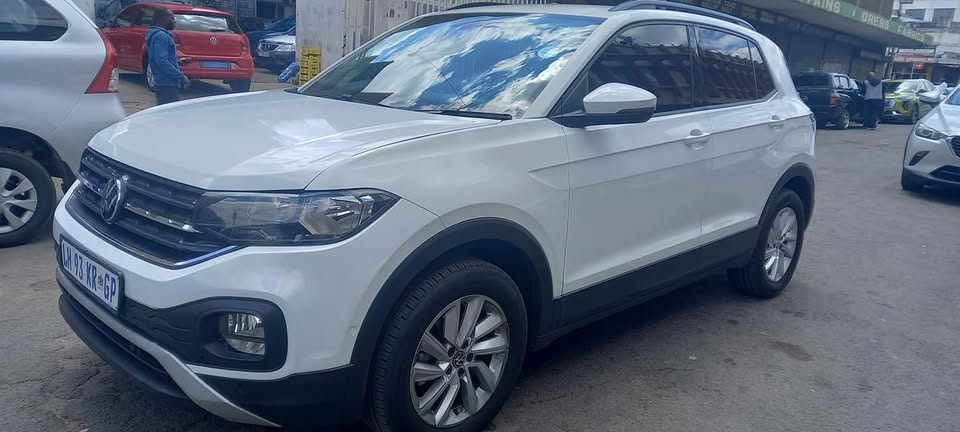 2023 VW T-CROSS 1.0 PETROL, MANUAL TRANSMISSION, WHITE COLOUR, MILEAGE
