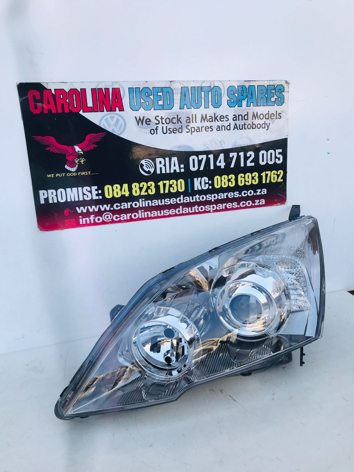 Honda CR-V left side headlight - Private Seller Honda CR-V left side headlight - Private Seller