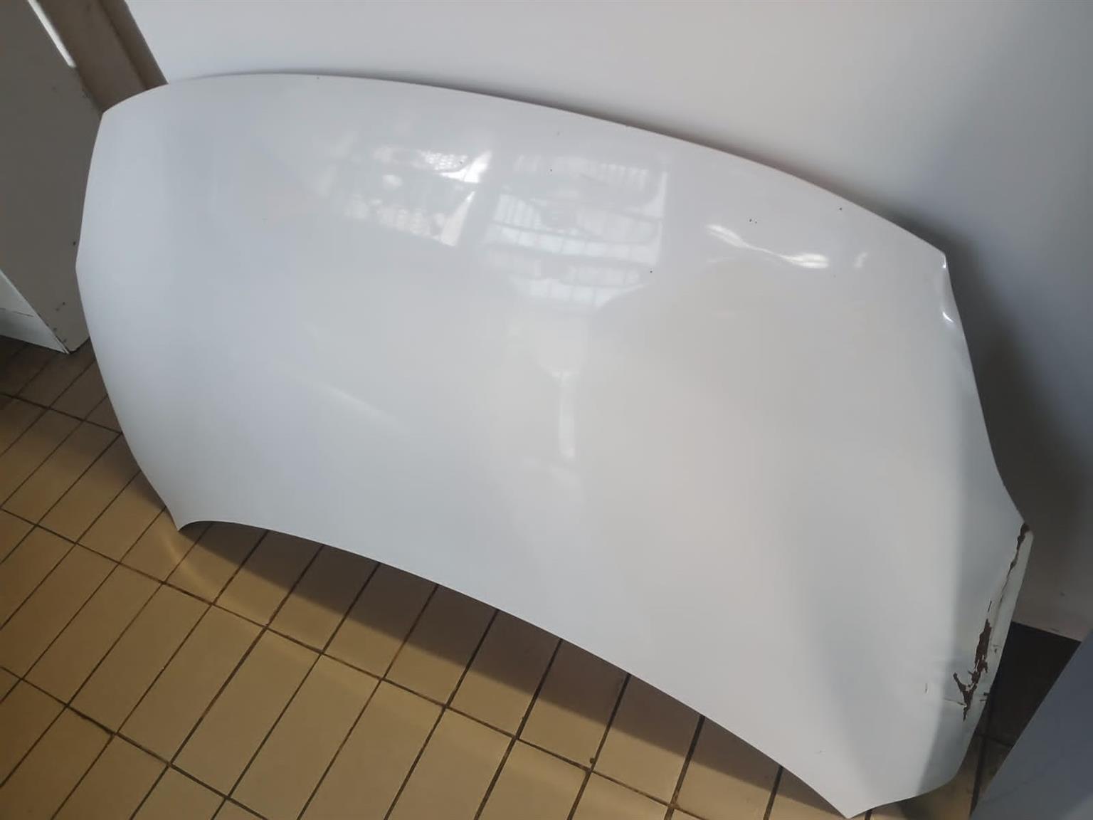 2017 SUZUKI SWIFT/ DZIRE BONNETFOR SALE - Private Seller 2017 SUZUKI SWIFT/ DZIRE BONNETFOR SALE - Private Seller