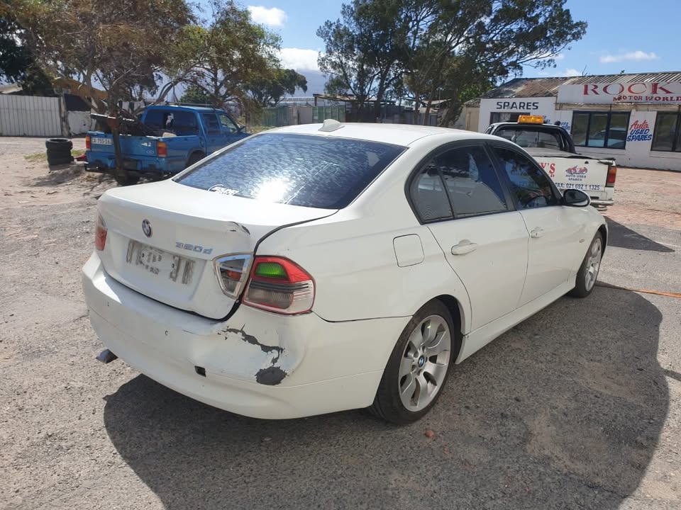 BMW 320d BREAKING UP FOR SPARES - Private Seller