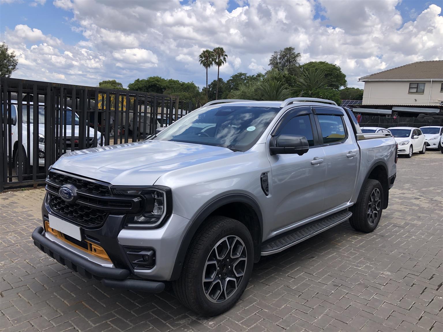 Used 2023 Ford Ranger 2.0Bi-Turbo double cab Hi-Rider Wildtrak - Private Seller Used 2023 Ford Ranger 2.0Bi-Turbo double cab Hi-Rider Wildtrak - Private Seller
