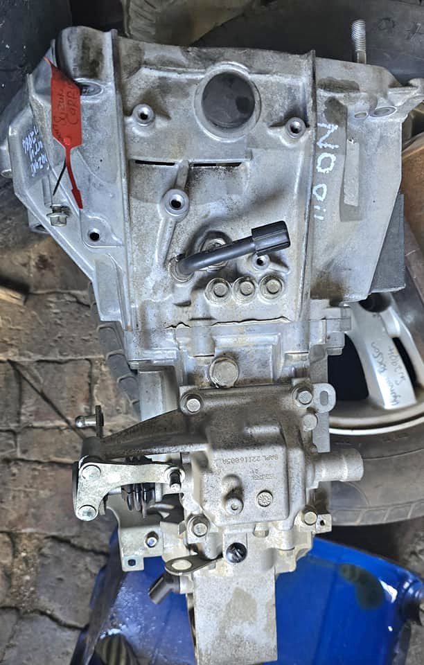 Suzuki Super Carry 1.2 Gearbox For Sale Good Condition - Private Seller Suzuki Super Carry 1.2 Gearbox For Sale Good Condition - Private Seller