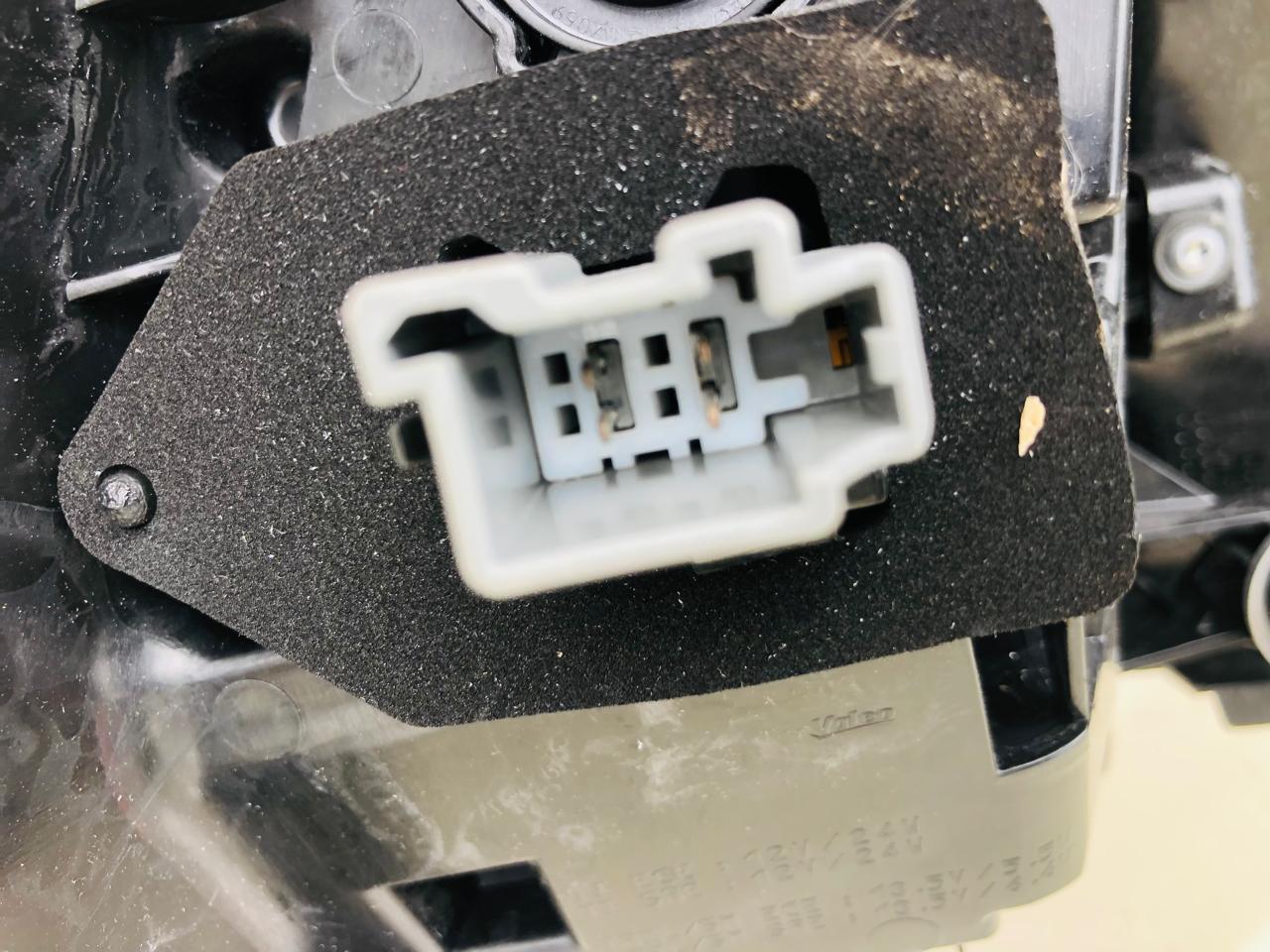 Volvo V90 right side taillight (2016-2024) - Private Seller Volvo V90 right side taillight (2016-2024) - Private Seller