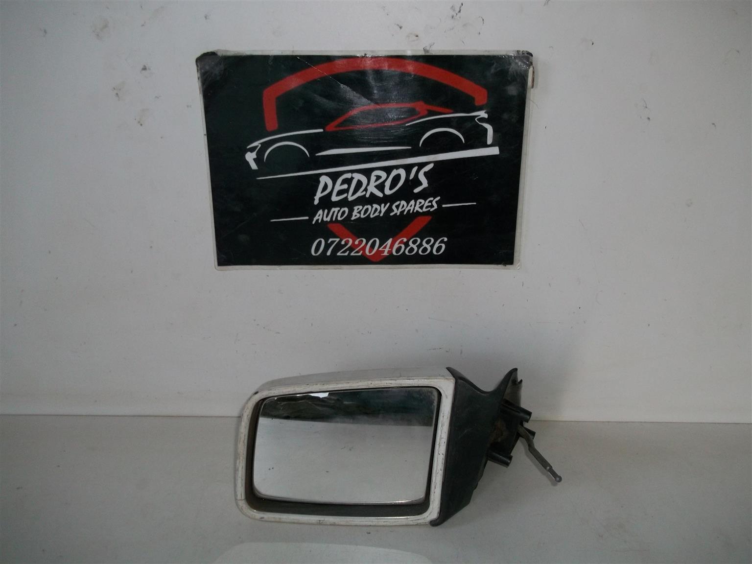 Opel Astra/Kadette '84-'93 left manual side mirror - Private Seller Opel Astra/Kadette '84-'93 left manual side mirror - Private Seller