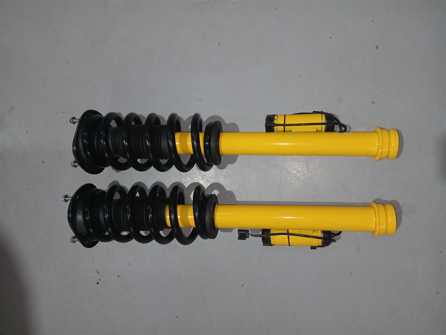 2016 JEEP SRT 6.4 NEW FRONT SHOCKS - Private Seller 2016 JEEP SRT 6.4 NEW FRONT SHOCKS - Private Seller