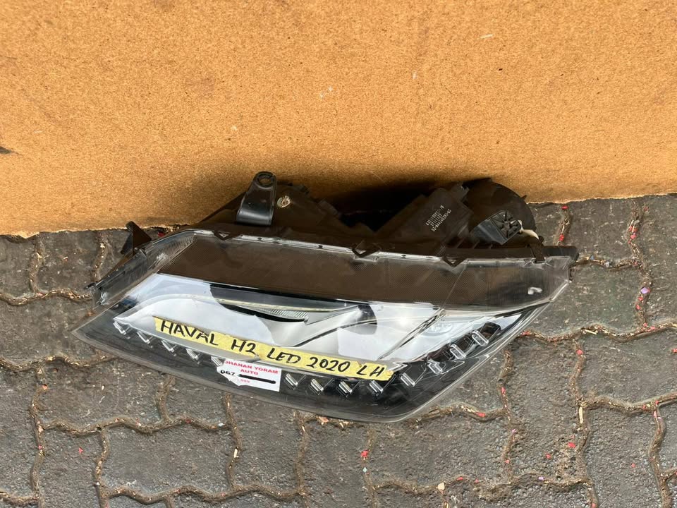 2020 Haval H2 LED Left Side Headlight - Private Seller 2020 Haval H2 LED Left Side Headlight - Private Seller