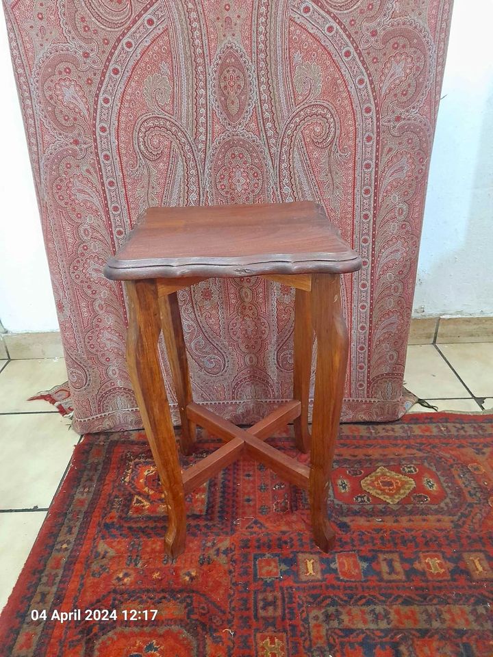 Vintage flower stand