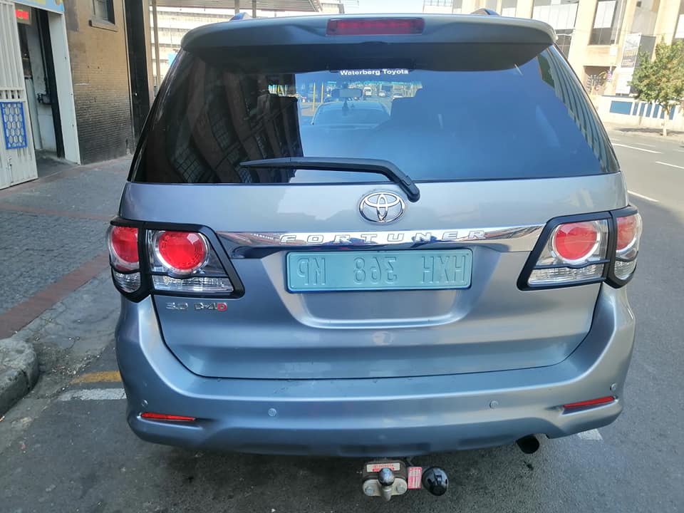 2014 Toyota Fortuner 3.0 D4-D 2x4 155000km Automatic