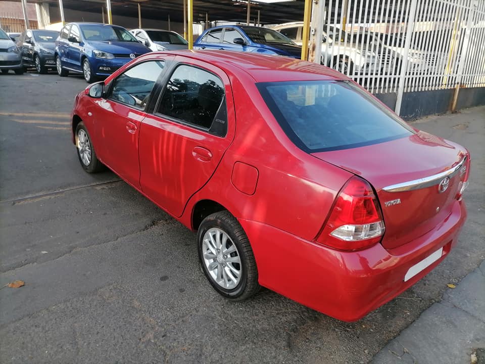 2017 Toyota Etios 1.5 Sedan
