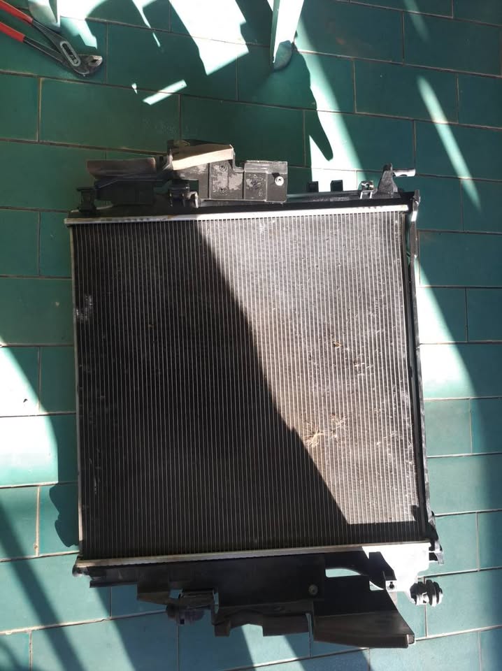 Mahindra scorpio radiator