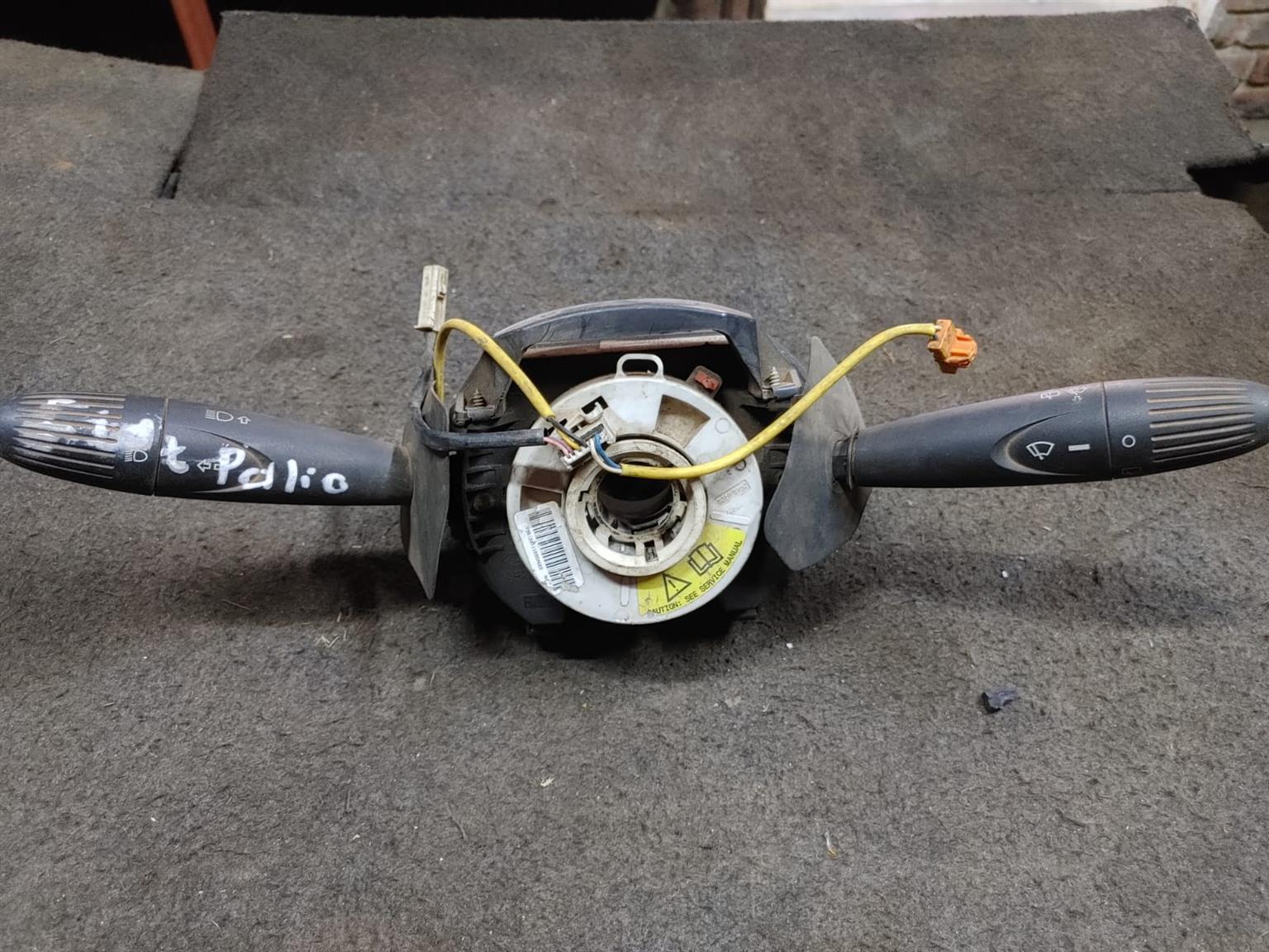 FIAT PALIO COMBINATION SWITCH FOR SALE - Private Seller FIAT PALIO COMBINATION SWITCH FOR SALE - Private Seller